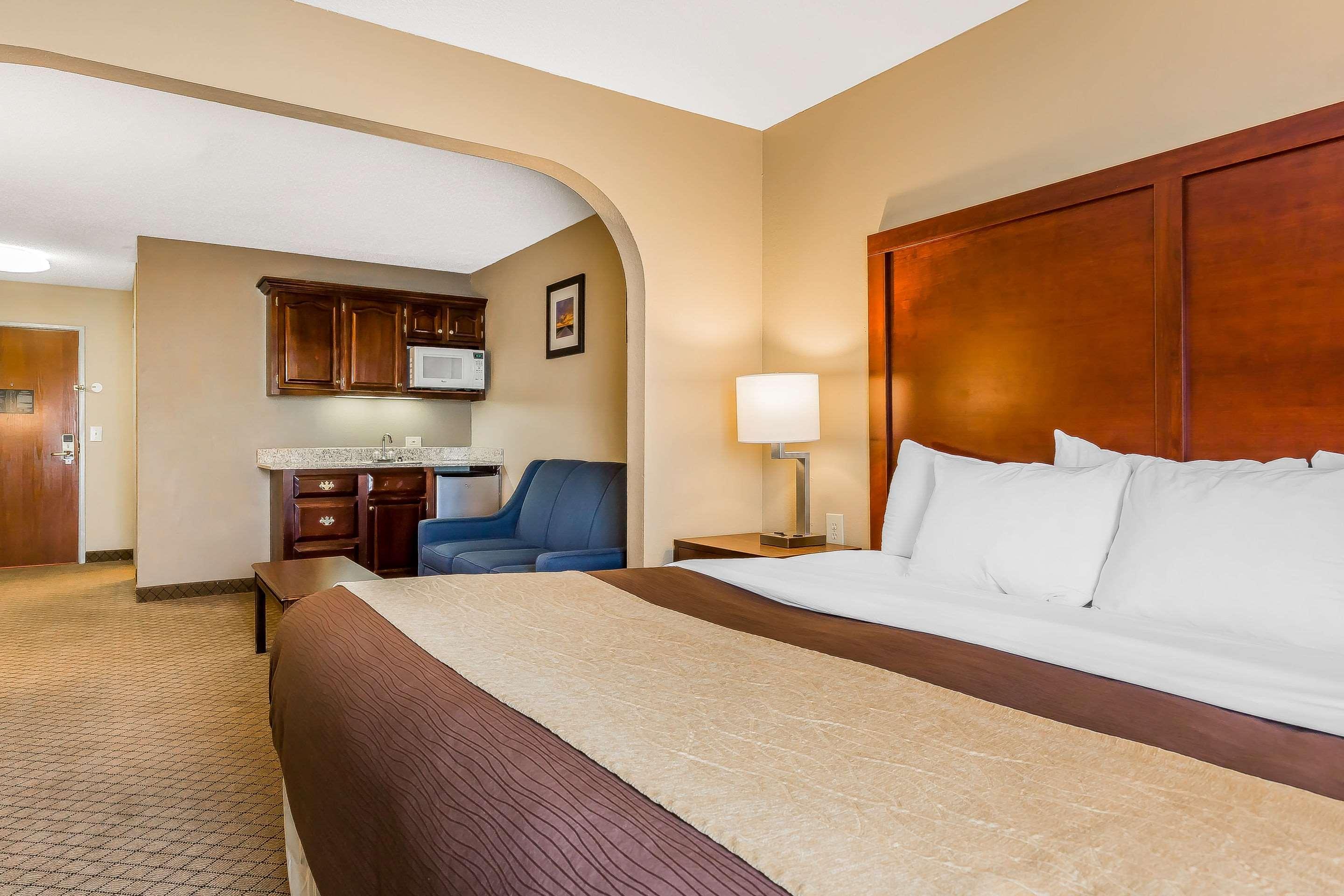 Comfort Inn & Suites Mishawaka-Σάουθ Μπεντ Εξωτερικό φωτογραφία